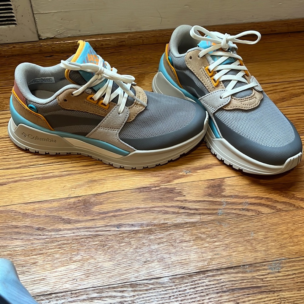 Women’s Columbia Wildone Anthem Size 5.5 - New in Box